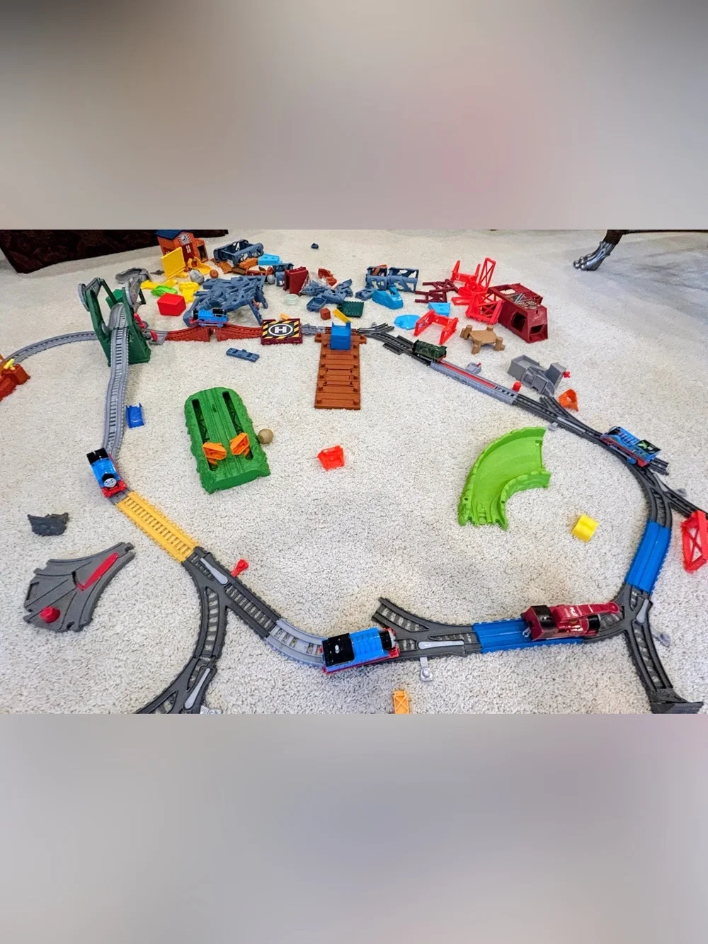 Thomas & Friends Trackmaster Misc Bundle-Train Tracks w/ Multiple Engines